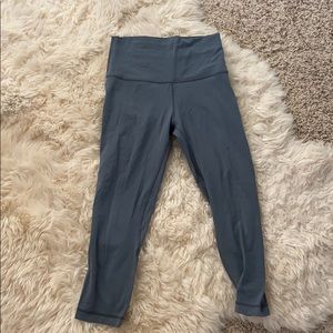 Lululemon align crops